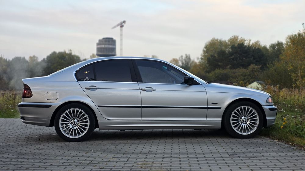 BMW E46 330i +lpg