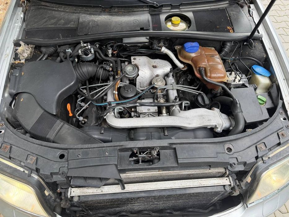Audi A6 2001 рік. 2,5 дизель кпп автомат