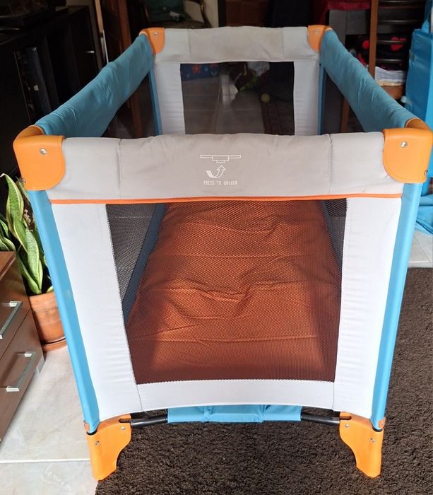 Cama de viagem/parque