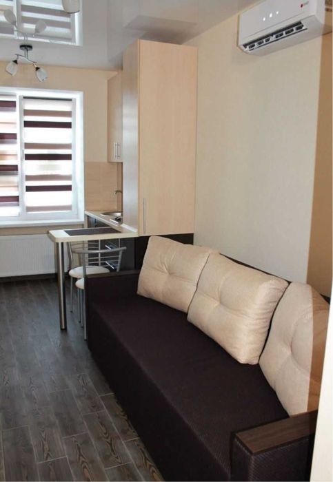 Сдам гостинку метро Академика Павлова