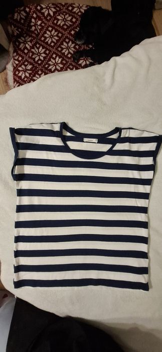 Bluzka damska w bialo-granatowe pasy rozm.M