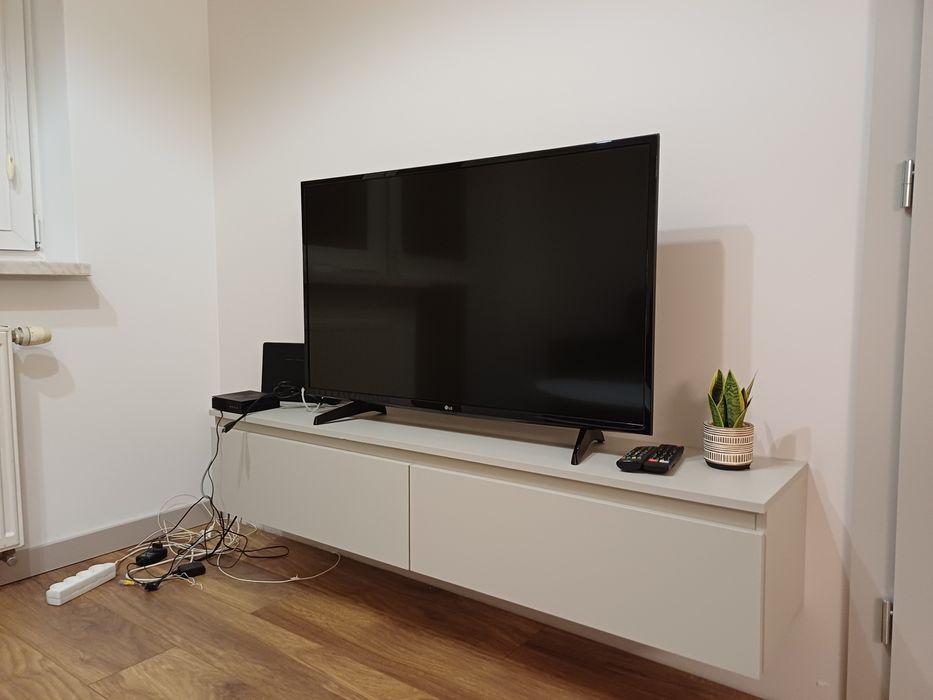 Mieszkanie na wynajem, 3 pokoje, 58m3
58m2, 2 sypialnie, salon, kuchni