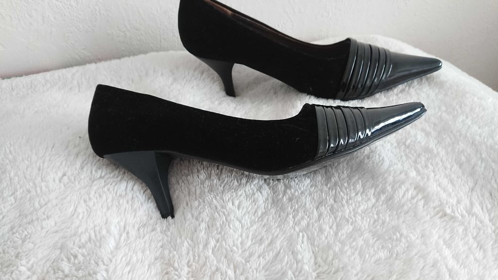 Buty damskie obcasy czolenka rozmiar 38/24.5