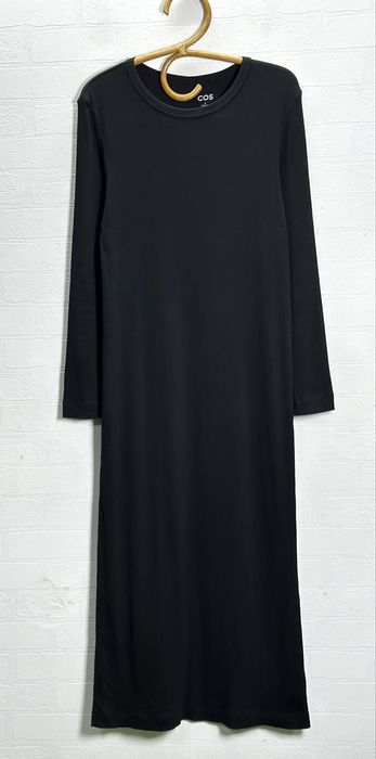 Сукня COS в рубчик плаття