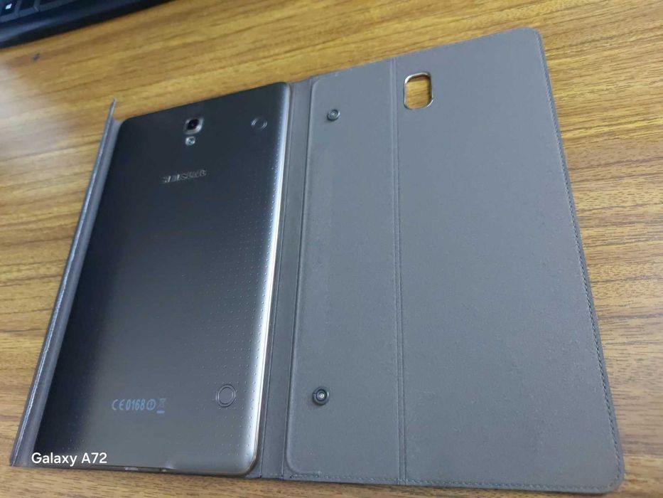 Планшет Samsung Tab S1 (WiFi)