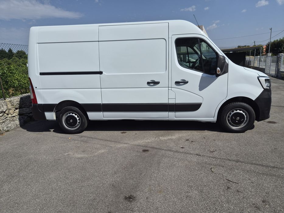Renault Master 2.3 de 2021 com Iva Deditivél.