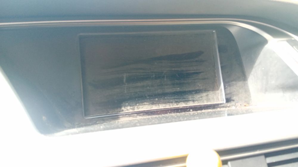Display / ecrã de informações AUDI A4 Avant (8K5, B8)