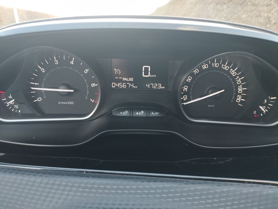 Peugeot 208 1.2 Pure Tech Active-82 cv