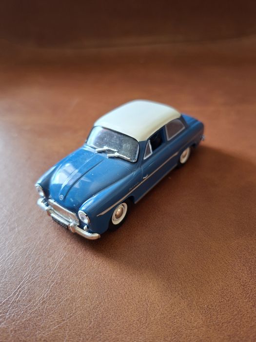 Na sprzedaż kultowa Syrena FSO 102S