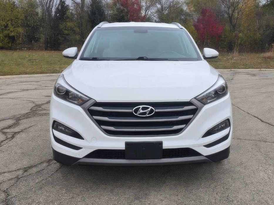 Hyundai Tucson Sport      2016