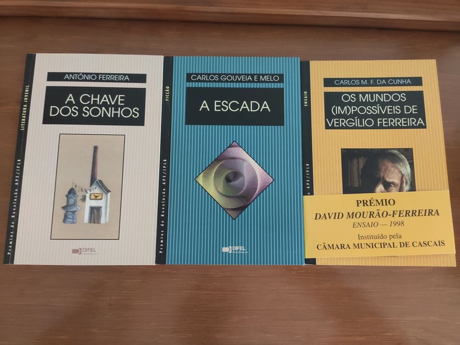 Conjunto de Livros