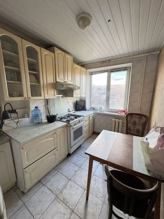 Продажа 3ком на Победе-1. Набережная Победы