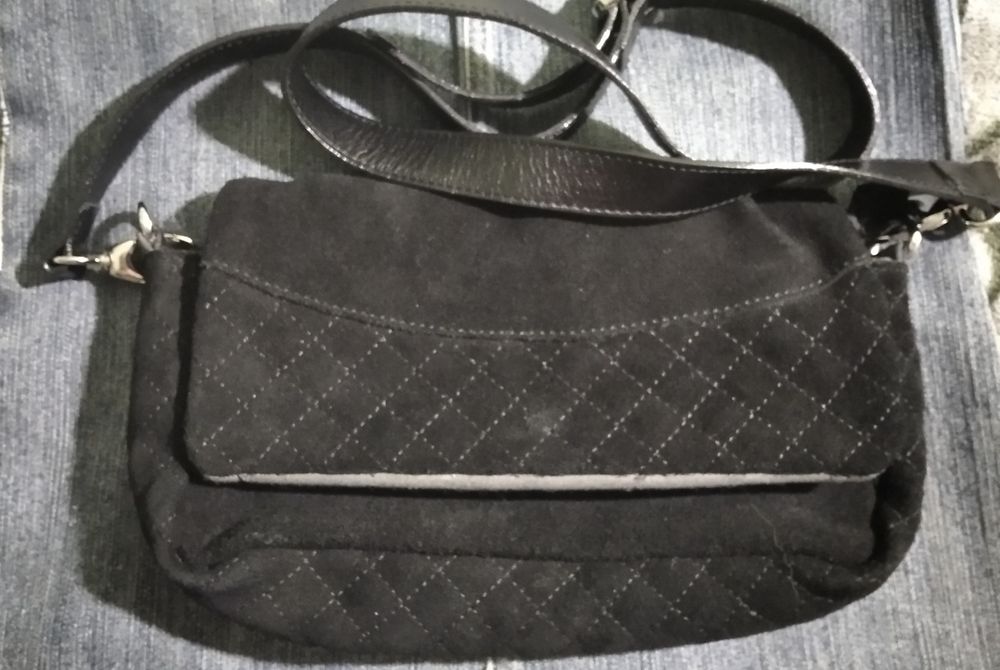 Сумочка из замши