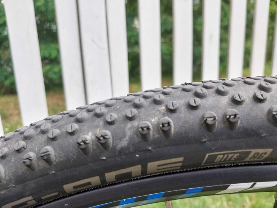 Stevens Tabor (2019) + GRATIS