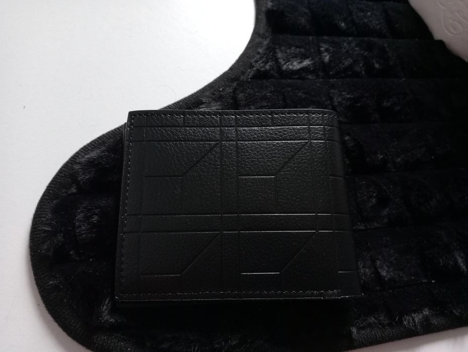 Cienki portfel męski czarny