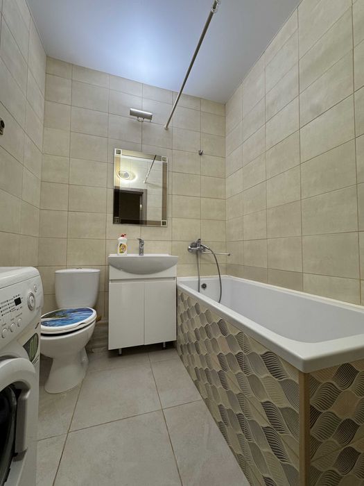 Однокомнтная квартира с ремонтом ЖК Розенталь-Радужный