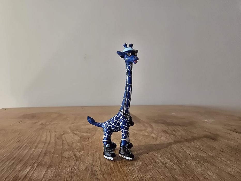 Schleich żyrafa Erika na rolkach figurka model wycofany
