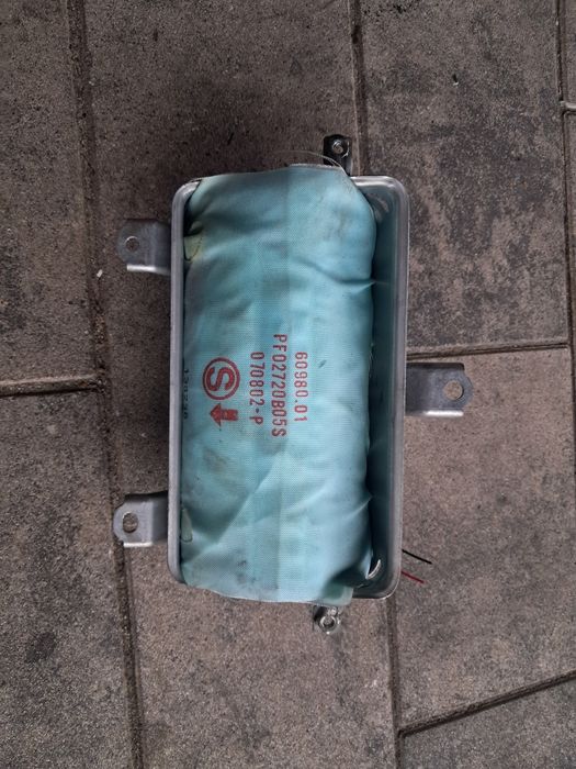 Poduszka powietrzna pasażera Toyota Corolla E12 Benzyna 1.4 16v VVTI