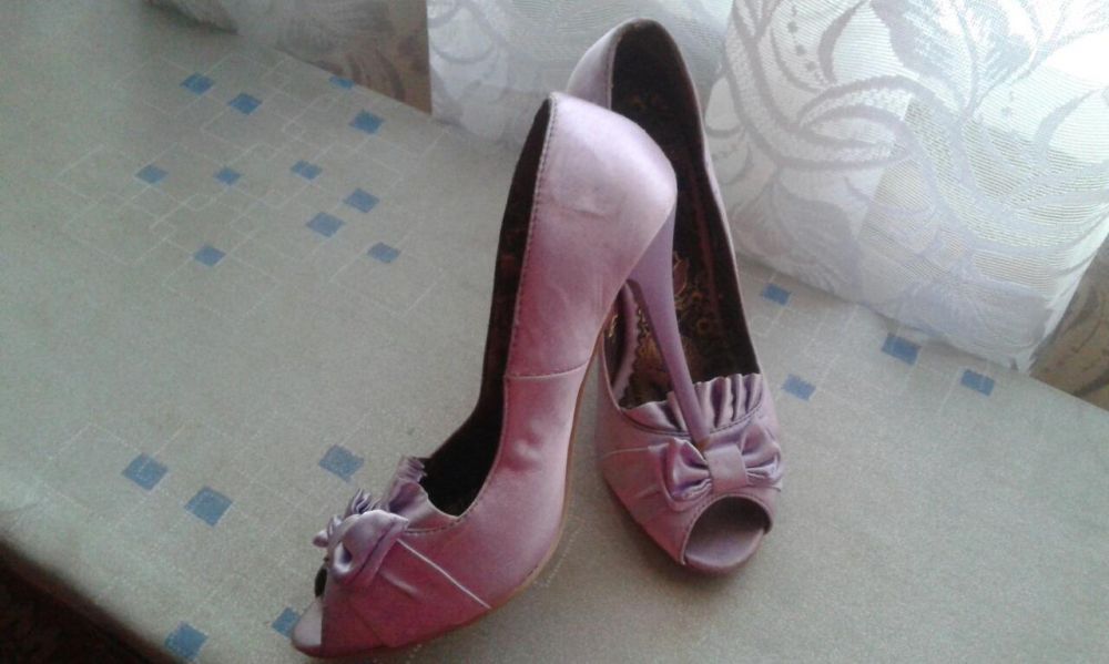 Czolenka z satyny nr 37