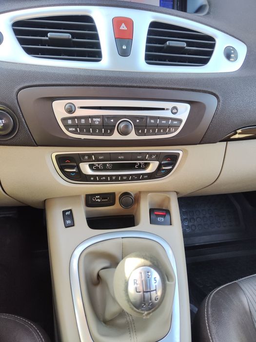 Renault Scenic Megane 2010 lll покоління Рено Сценік  Меган