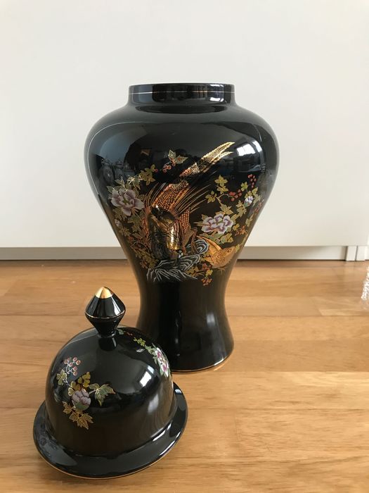 Jarrão de Porcelana - Elweco Porcelain Gold Design Japan