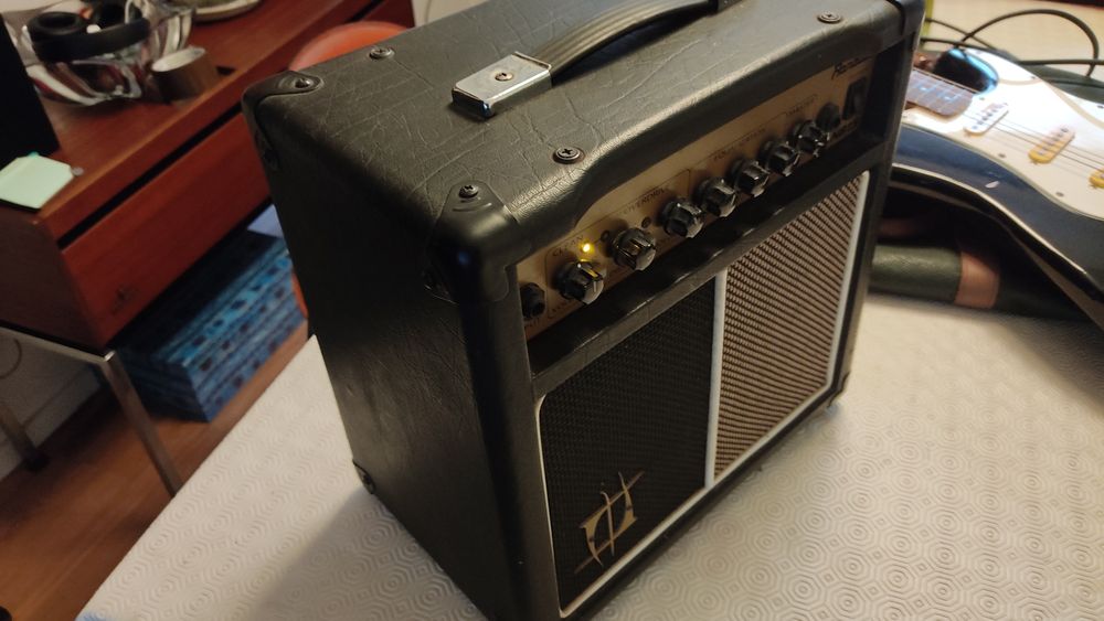 Amplificador Guitarra Randall NB15 Nuno Bettencourt