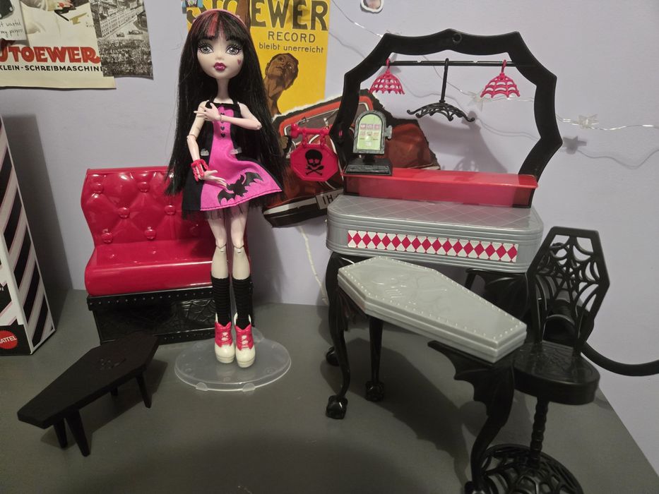Draculaura die-ner