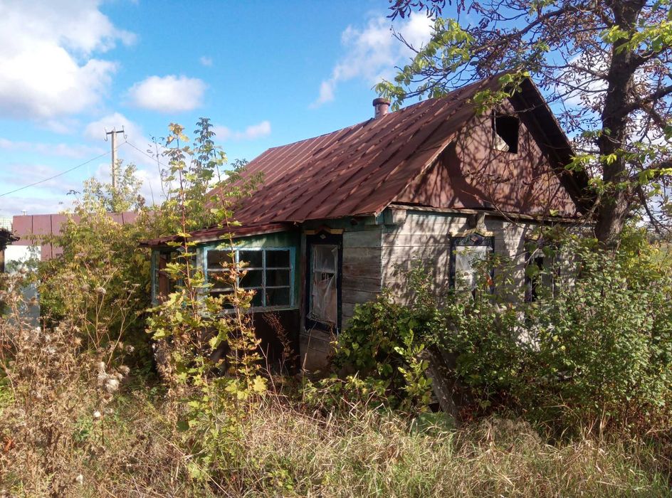 Участок с домиком. Спартасы.