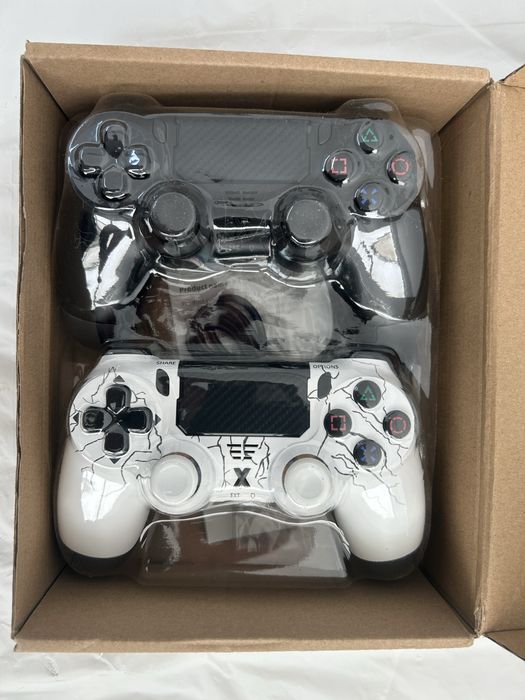 Par de Comandos Compatíveis com PS4
