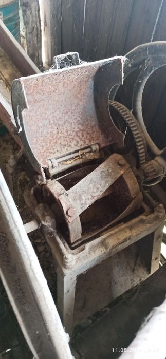 Січкарня  1400 грн