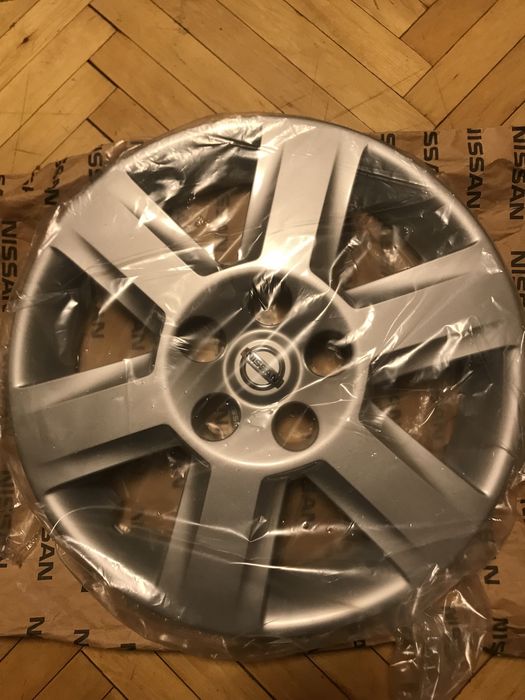 Ковпак Nissan Qashqai r16 оригінал