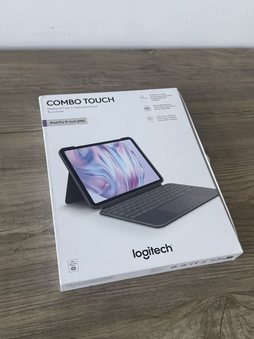 Logitech COMBO TOUCH iPad Pro 11-inch (M4)