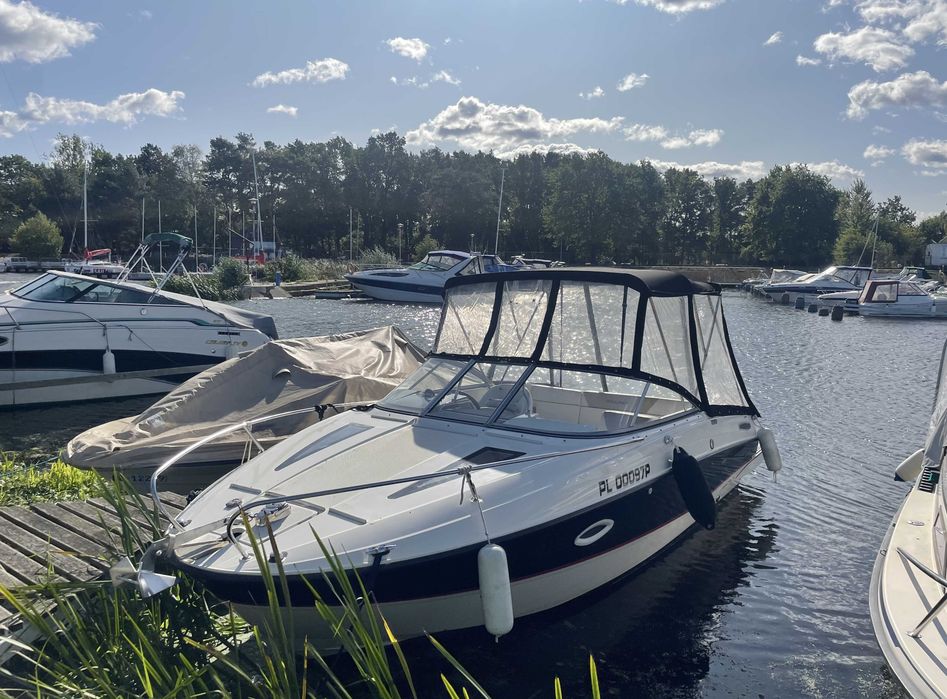 BAYLINER 642 motorówka 3.0 TKS benzyna.