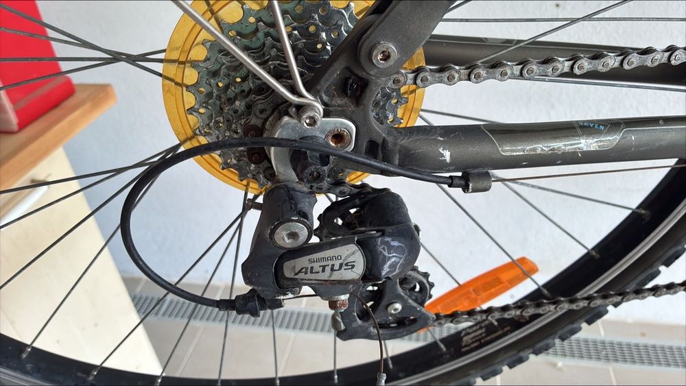 Bicicleta BTT B’Twin para homem