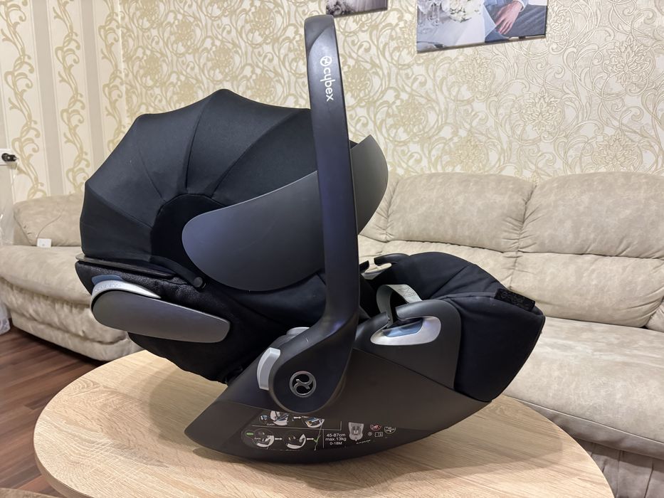 Автокрісло/автолюлька Cybex cloud T+