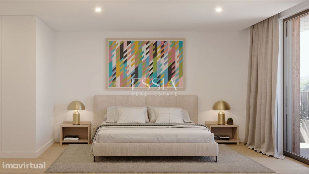 Apartamento T3 com Varanda Zona das Antas