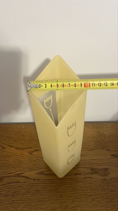 Flakon na kwiaty matowy kremowy