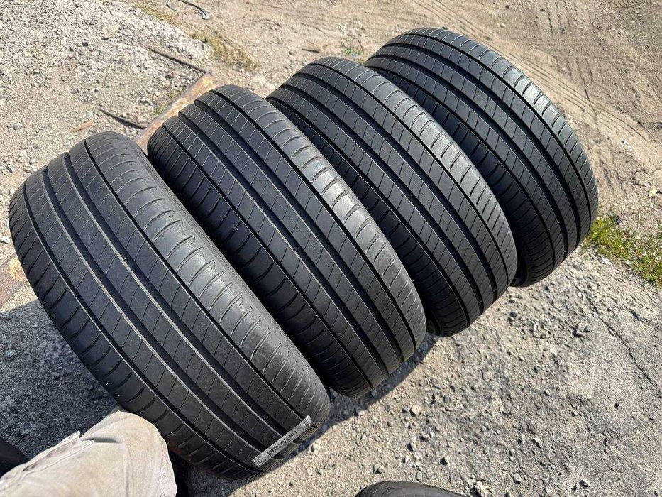 Шини літо 215/55/R17 Michelin Primacy 3