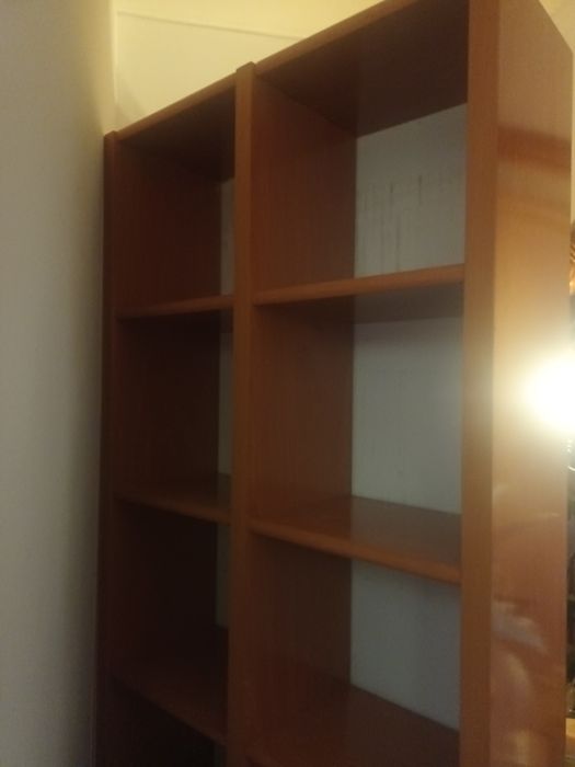 Vendo móvel de quarto ou escritório com dez módulos