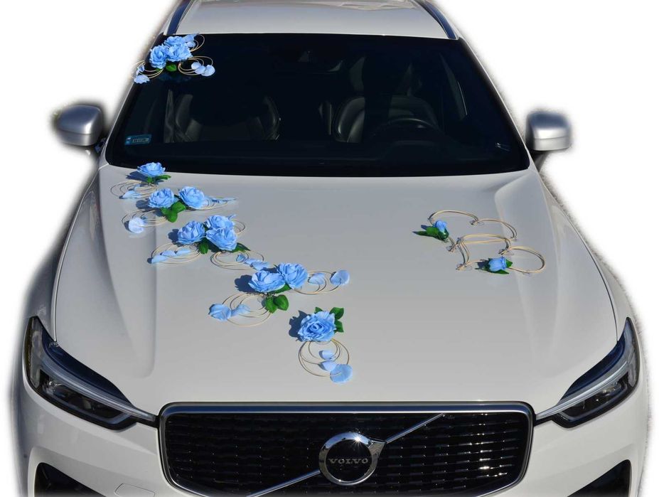 Niebieska dekoracja samochodu na samochód do ślubu POLECAMY 313