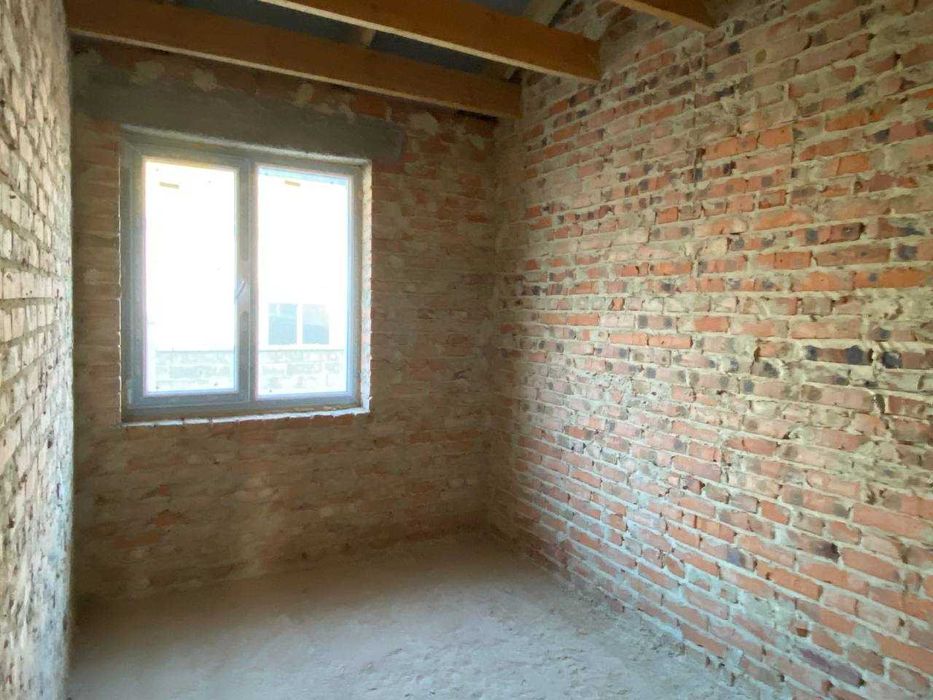 Котедж в районі  Ювілейний з міськими комунікаціями