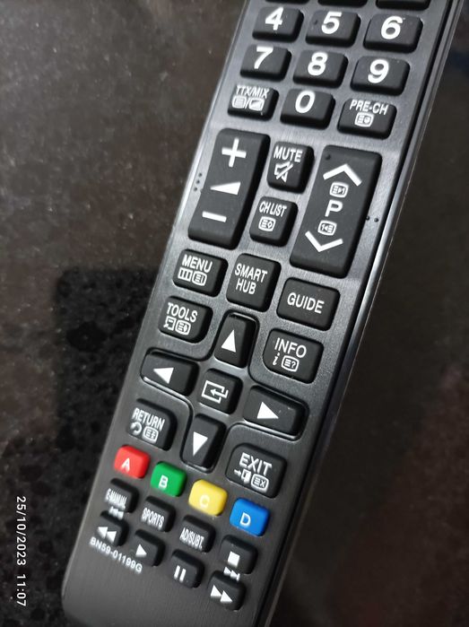 Samsung TV Remote Control Command64309610161923122