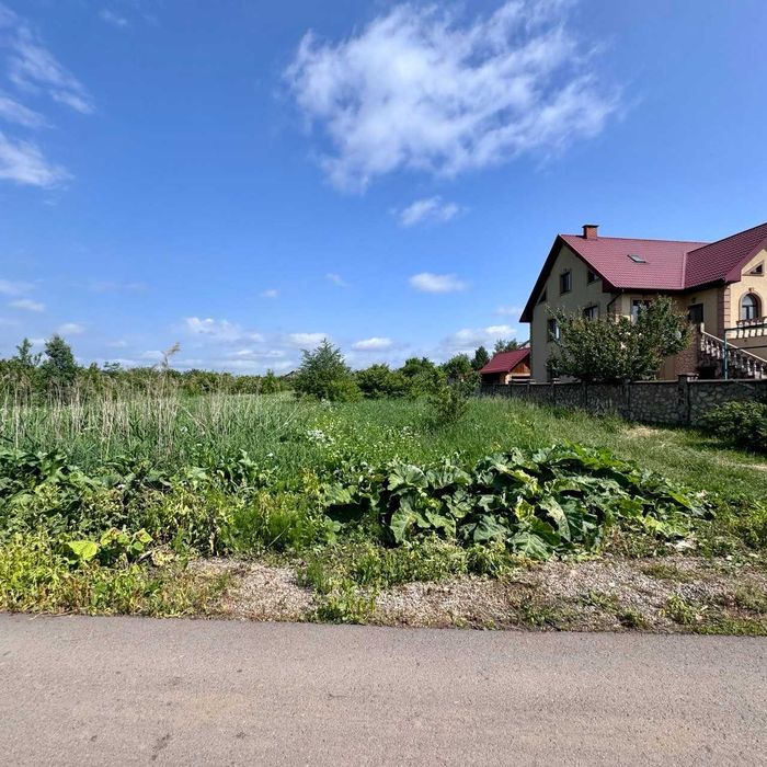 Перспективна земля в центральній частині Клузова, майже 60сот