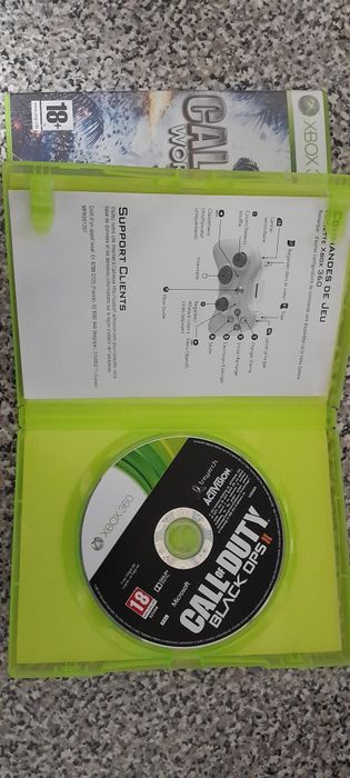 Call of duty black ops 2/Call of duty world at war Xbox 360