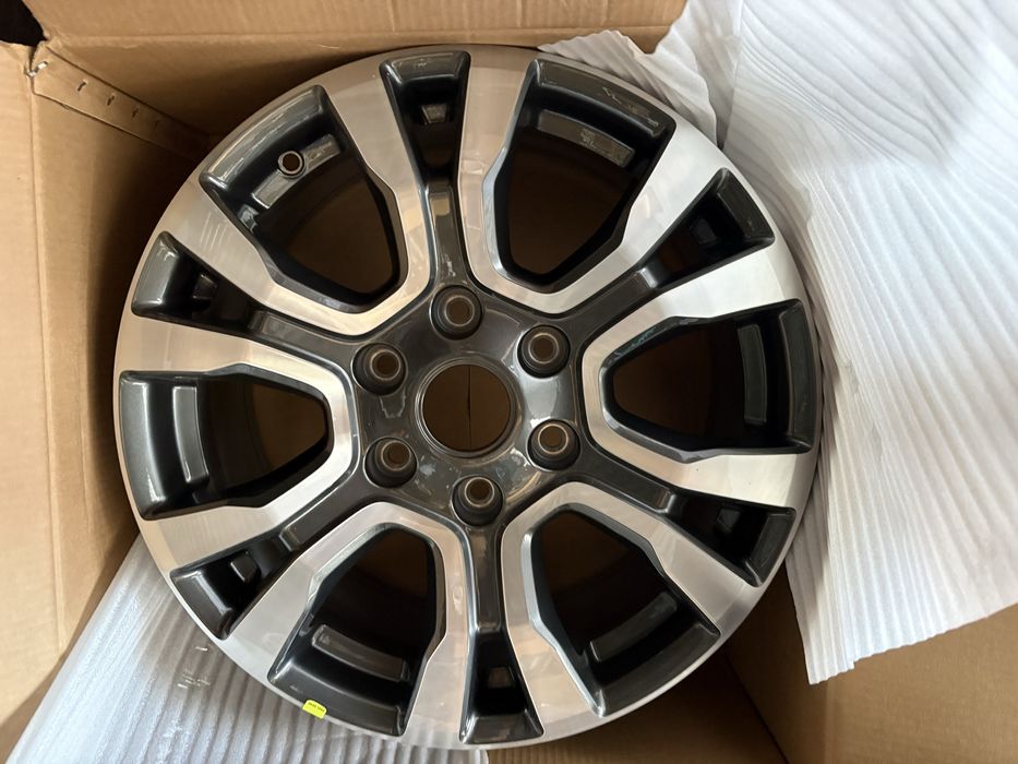 felga Ford Ranger r18 nowa