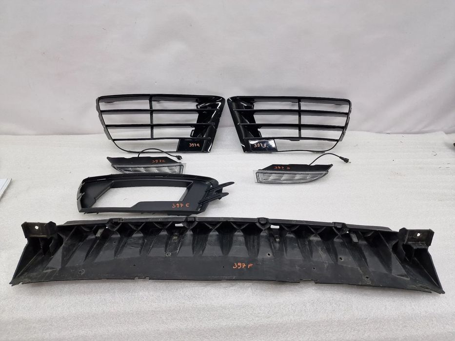 VW SCIROCCO 1K8 R20 / R-LINE LEWA KRATKA BOCZNA / KIERUNKOWSKAZ / LED  , NR 1K8853665D / 1K8853666D / 1K8853949 , NR AUKCJI KR397