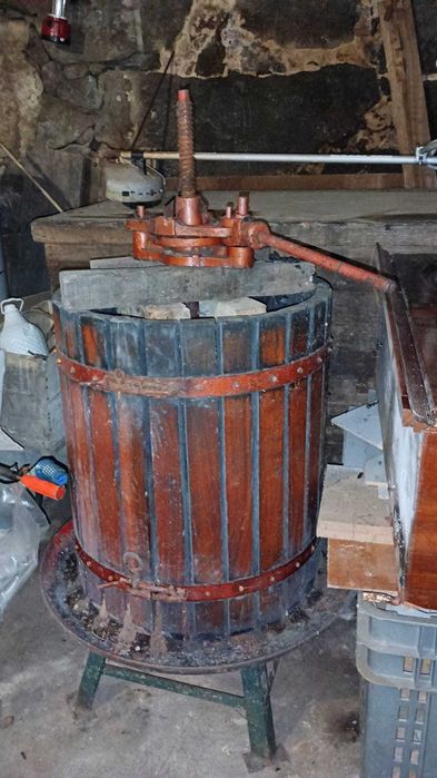 Prensa de vinho de fuso