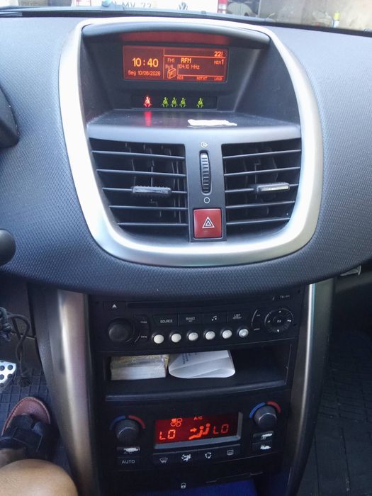 Peugeot 207 sw 1.6 hdi