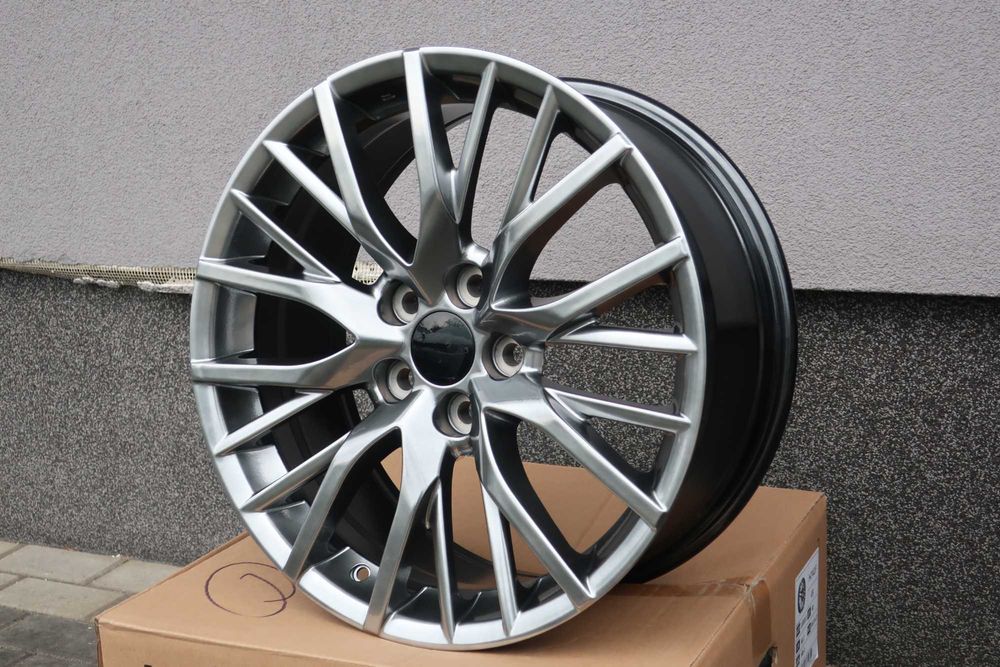 alu felgi 19 5x114,3 8J ET35 60,1 LEXUS NX RX TOYOTAhighlander rav-4 Z