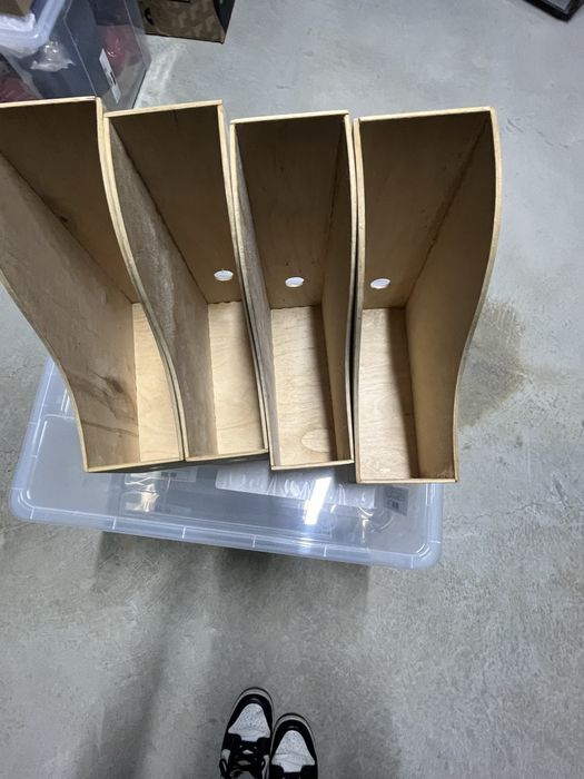 Suportes de madeira para livros